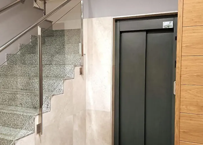 Superacogedor Y Semicentrico Piso דירה *