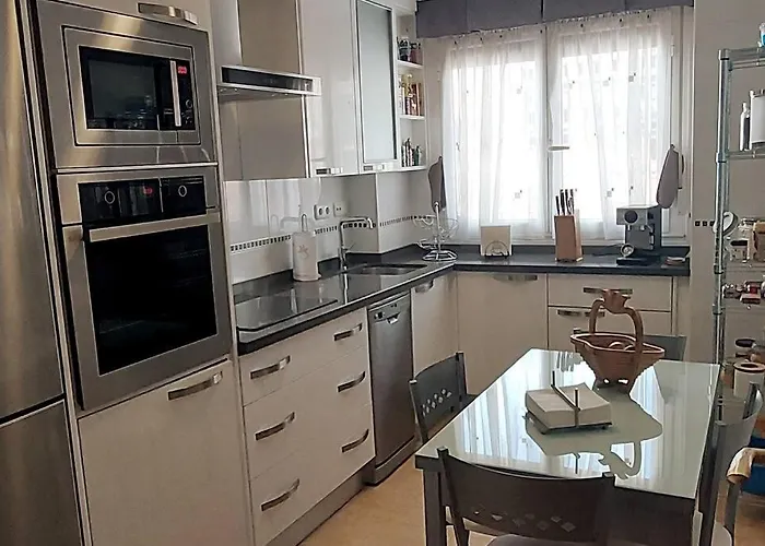 Superacogedor Y Semicentrico Piso شقة ليون