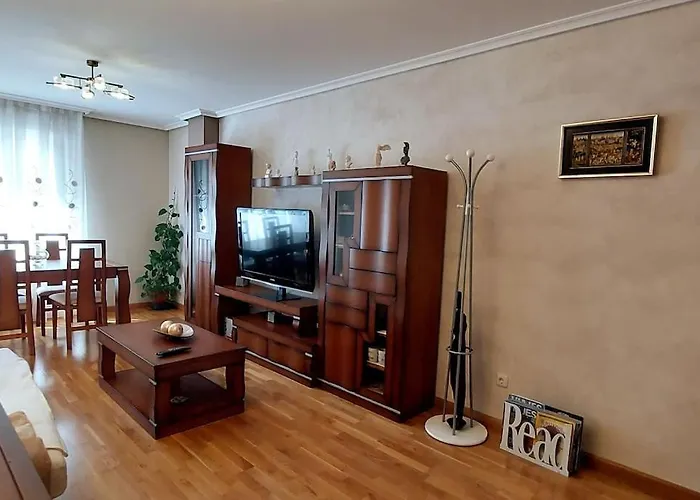 Superacogedor Y Semicentrico Piso شقة *